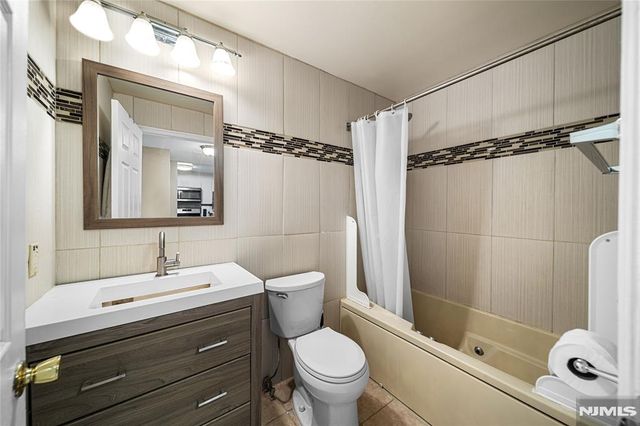 503 Hancock Court M503, Edgewater, NJ 07020