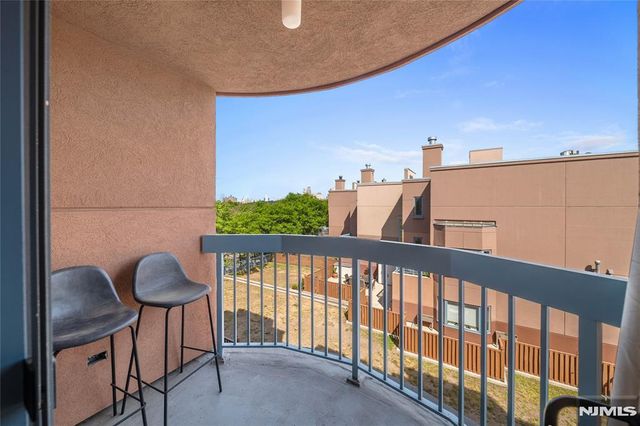 503 Hancock Court M503, Edgewater, NJ 07020