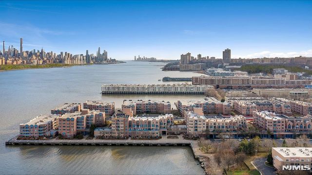 503 Hancock Court M503, Edgewater, NJ 07020