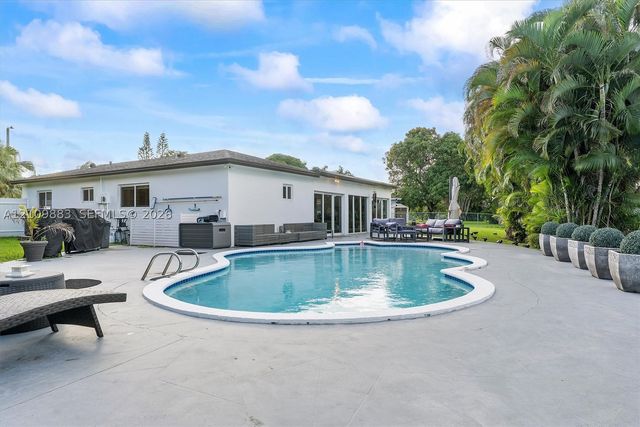 751 SW 54th Ave, Margate, FL 33068