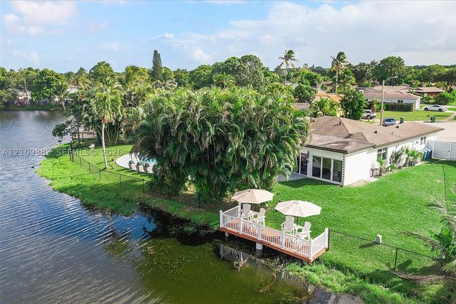 751 SW 54th Ave, Margate, FL 33068