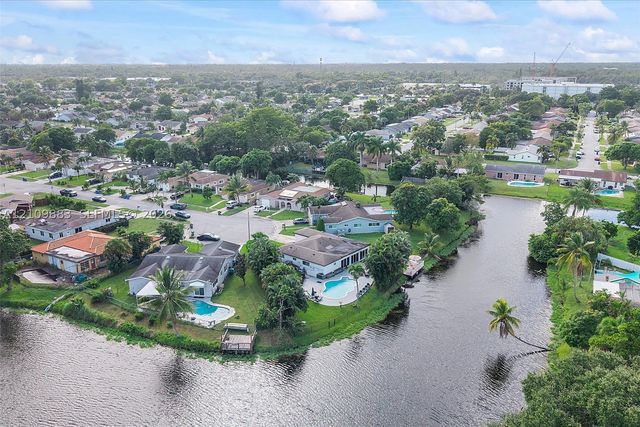751 SW 54th Ave, Margate, FL 33068