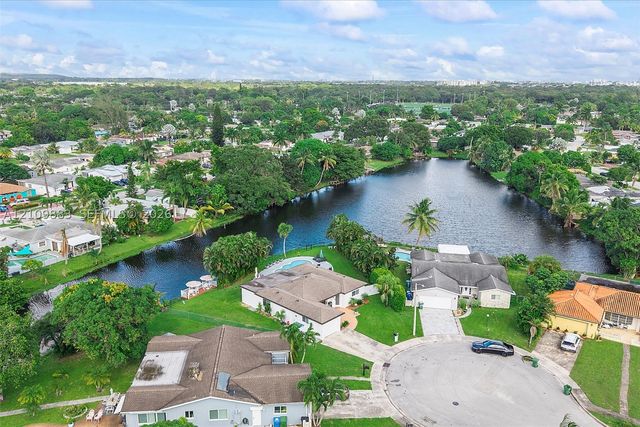 751 SW 54th Ave, Margate, FL 33068