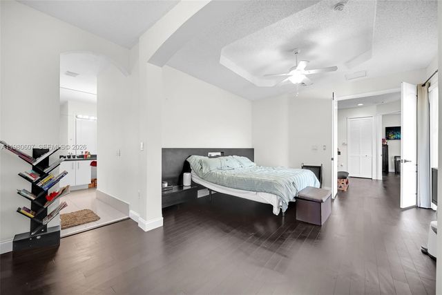 2007 NE 6th Ct, Homestead, FL 33033