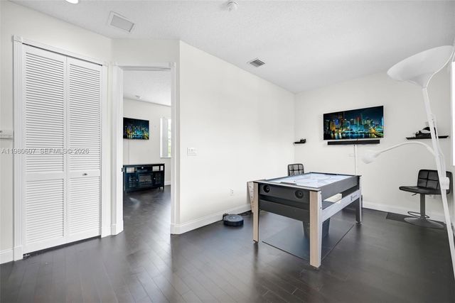 2007 NE 6th Ct, Homestead, FL 33033