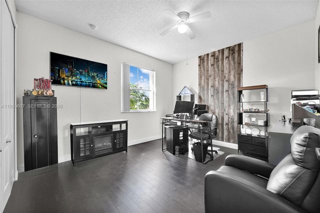 2007 NE 6th Ct, Homestead, FL 33033