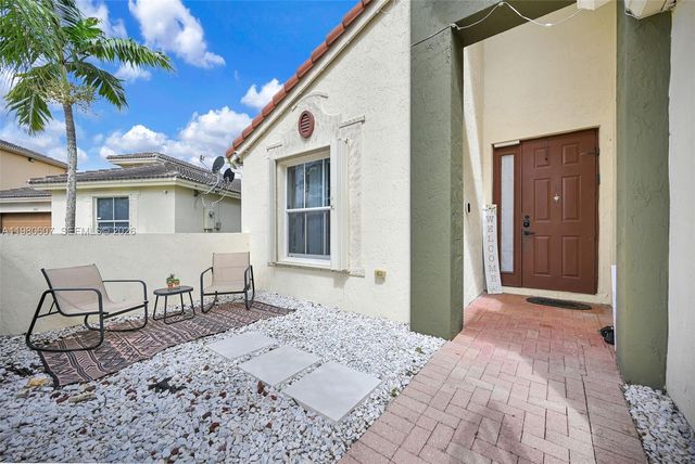 2007 NE 6th Ct, Homestead, FL 33033