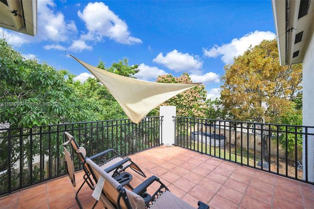 2007 NE 6th Ct, Homestead, FL 33033