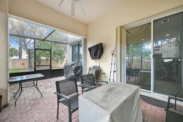 2007 NE 6th Ct, Homestead, FL 33033