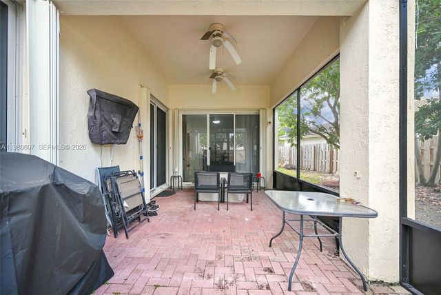 2007 NE 6th Ct, Homestead, FL 33033