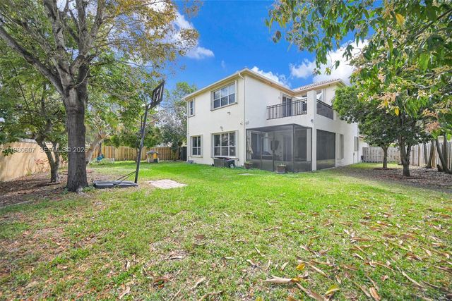 2007 NE 6th Ct, Homestead, FL 33033