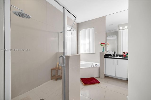 2007 NE 6th Ct, Homestead, FL 33033