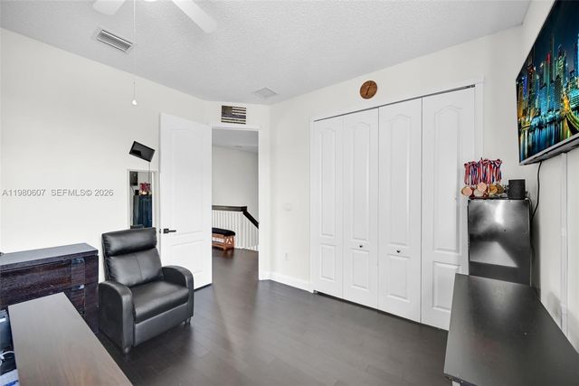 2007 NE 6th Ct, Homestead, FL 33033