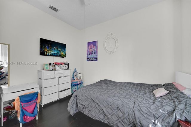 2007 NE 6th Ct, Homestead, FL 33033