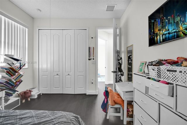 2007 NE 6th Ct, Homestead, FL 33033