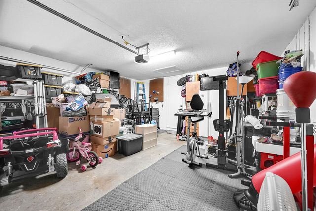 2007 NE 6th Ct, Homestead, FL 33033