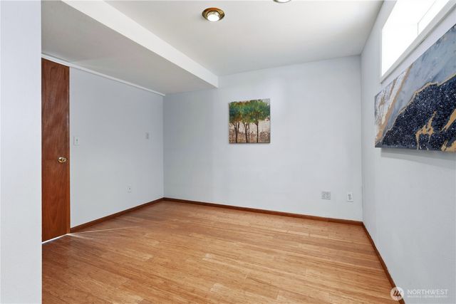 22109 93 Place W, Edmonds, WA 98020