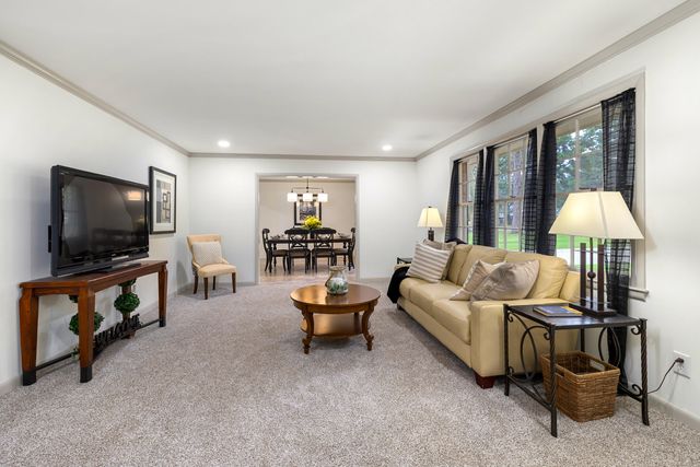 2 Robbins Avenue, Sumter, SC 29150