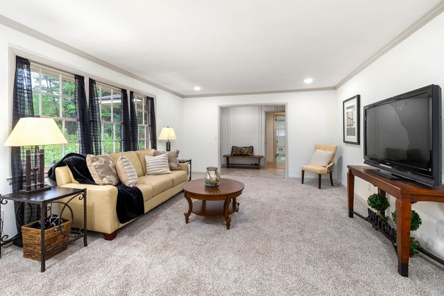 2 Robbins Avenue, Sumter, SC 29150