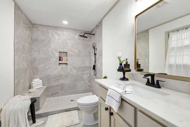 2 Robbins Avenue, Sumter, SC 29150