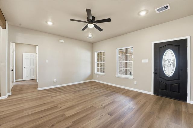 815 Magnolia Avenue, Crosby, TX 77532