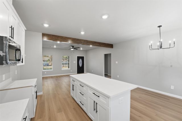 815 Magnolia Avenue, Crosby, TX 77532