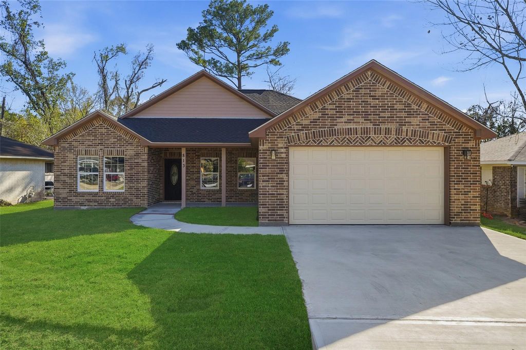 815 Magnolia Avenue, Crosby, TX 77532