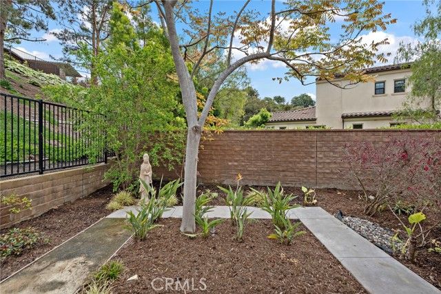 10 Gaucho Road, Ladera Ranch, CA 92694