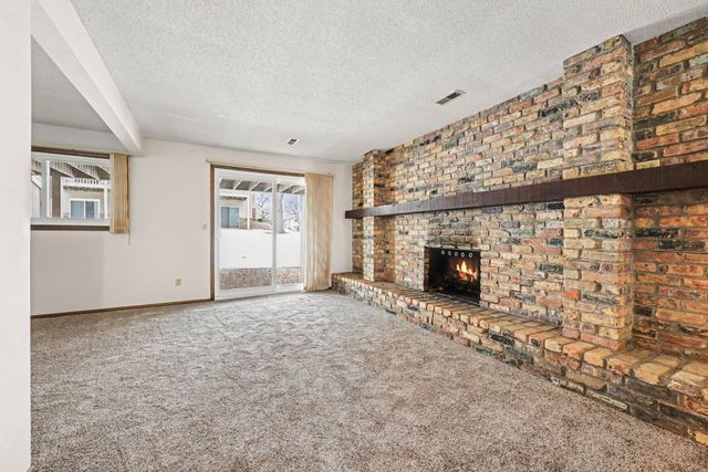 6925 Macbeth Circle, Woodbury, MN 55125