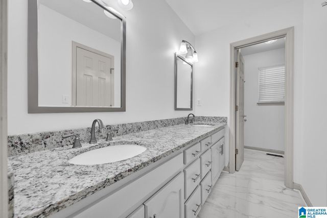 5960 SWANN ROAD, Mount Olive, AL 35117