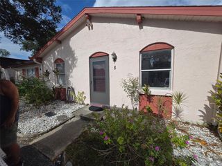 8 W MARBRISA WAY, Kissimmee, FL 34743