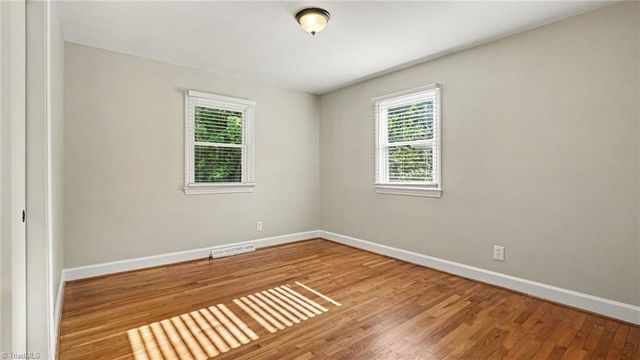3016 Kinnamon Road, Winston-salem, NC 27104