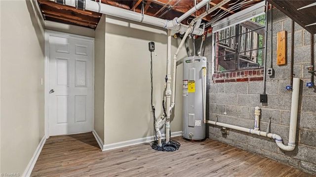 3016 Kinnamon Road, Winston-salem, NC 27104