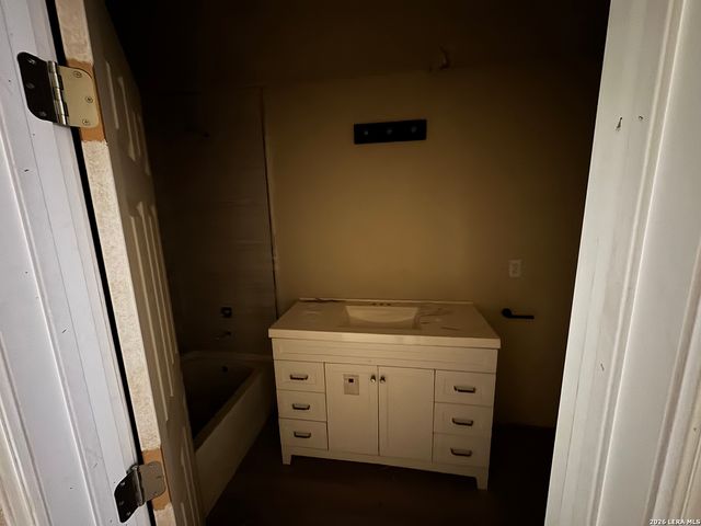 1306 W Gerald Ave, San Antonio, TX 78211