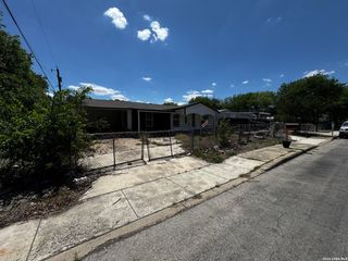 1306 W Gerald Ave, San Antonio, TX 78211