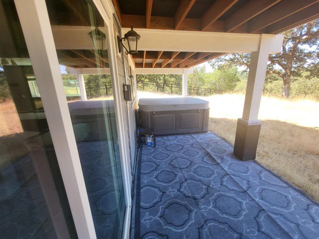 484 Shadow Hills Drive, Grants Pass, OR 97526