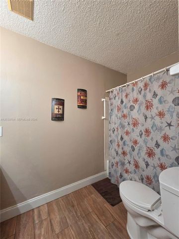 1327 NW 87th Ter, Coral Springs, FL 33071