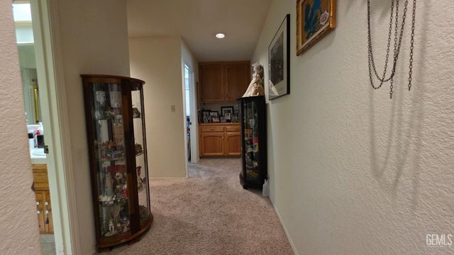 6109 Spring Valley Drive, Bakersfield, CA 93308
