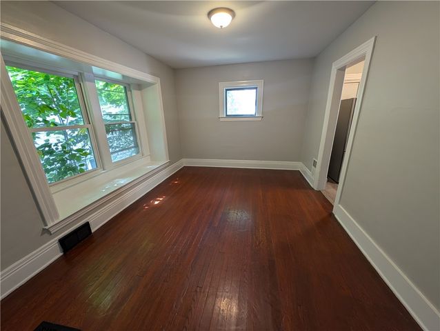 179 Warwick Avenue, Rochester, NY 14611
