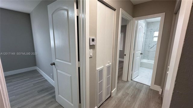 4101 NW 30th Ter 4, Lauderdale Lakes, FL 33309
