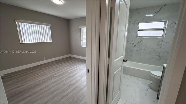 4101 NW 30th Ter 4, Lauderdale Lakes, FL 33309