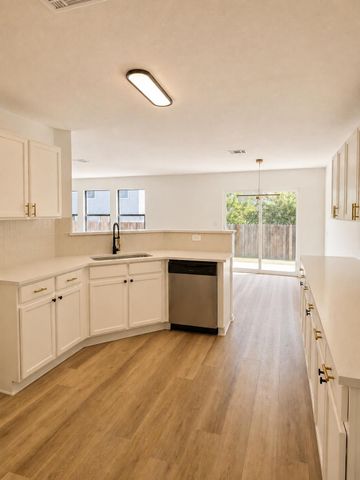 6640 Quinton DR, Austin, TX 78747