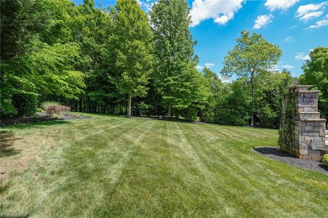 8162 Rob Roy Drive, Summerfield, NC 27358