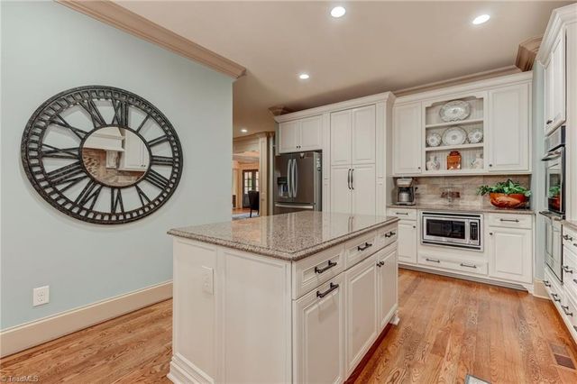 8162 Rob Roy Drive, Summerfield, NC 27358
