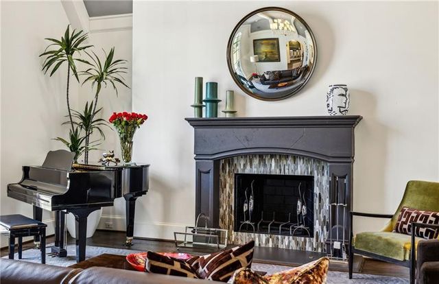 105 Kingston Manor, Atlanta, GA 30342