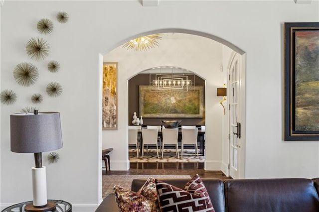 105 Kingston Manor, Atlanta, GA 30342