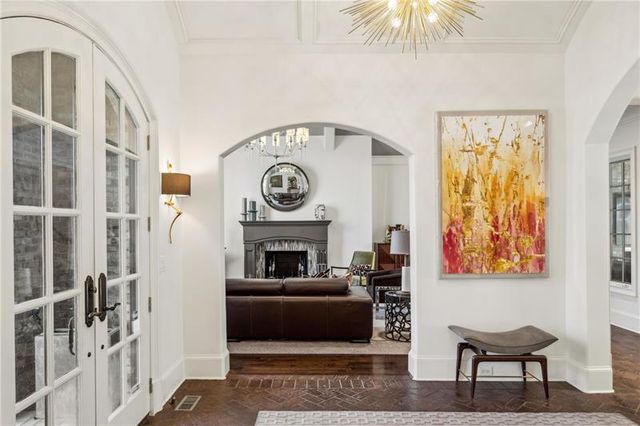 105 Kingston Manor, Atlanta, GA 30342