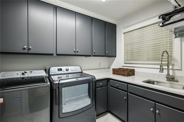 105 Kingston Manor, Atlanta, GA 30342