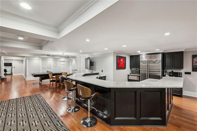 105 Kingston Manor, Atlanta, GA 30342