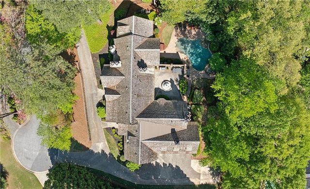 105 Kingston Manor, Atlanta, GA 30342